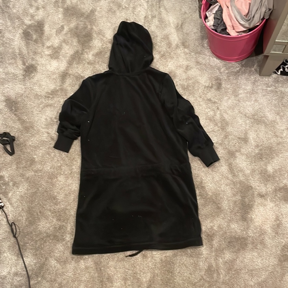 Sweatshirt - Picture 3 of 8